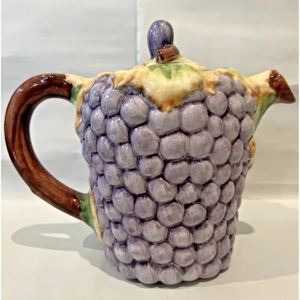 VTG Majolica Grape-Vines Motif Ceramic Tea / Coffee Pot‎ Portugal | Hand Painted